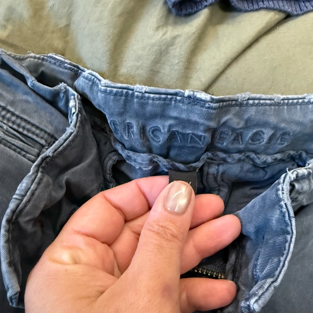 Lot of two American Eagle Outfitters Blue Denim Pants and Cotton quarter zip - Picture 2 of 6